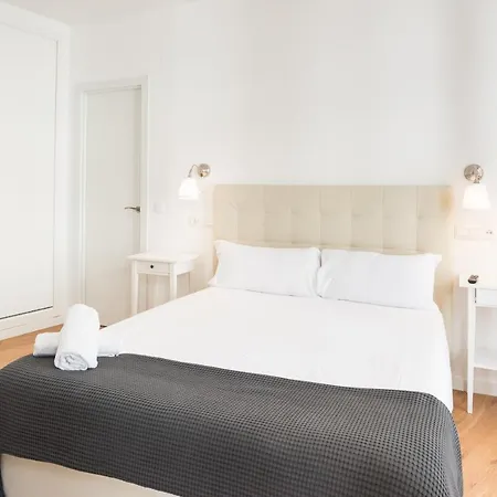 아파트 Urbe10 Plaza De La Constitucion 1 Bedroom *
